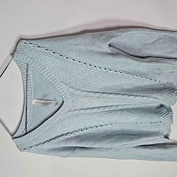 Aeropostale small light blue sweater - Picture 2 of 7